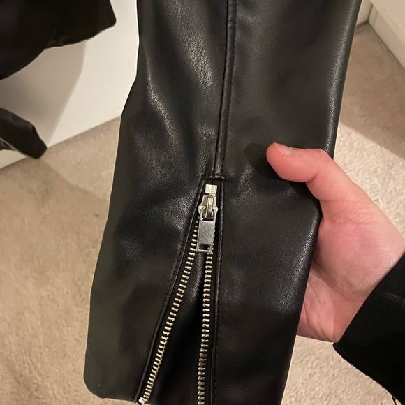 Faux Leather H&M biker jacket - Picture 4 of 4